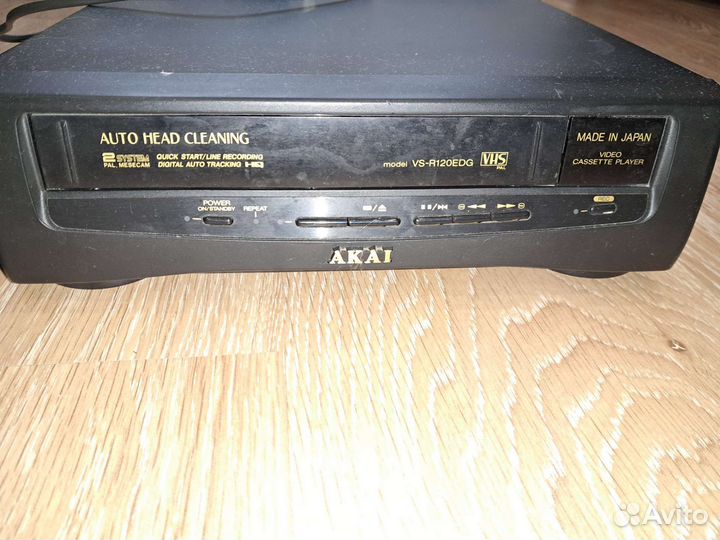 Видеомагнитофон akai