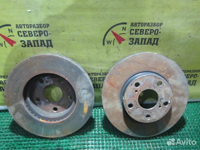 Диск тормозной передний Toyota Corolla ZRE181 1ZR