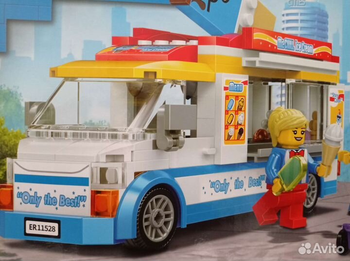 Конструктор Cities 11528 Грузовик Мороженщика
