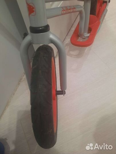 Беговел Chillafish Fixie, красный