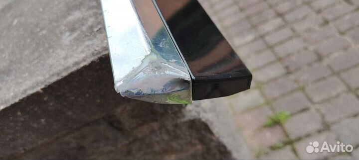 Молдинг задней левой двери Вольво хс60 201-2017