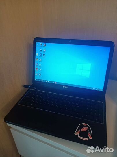 Ноутбук Dell Core i3,gf gt525,6гб,1000гб и т.п