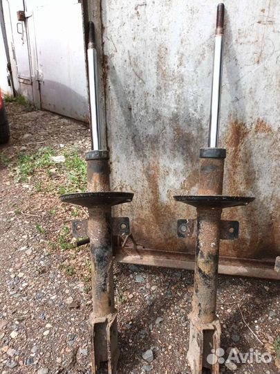 Амортизаторы на renault duster