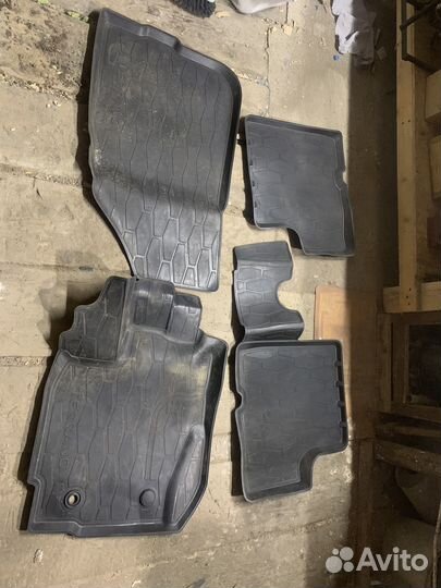 Автомобильные коврики nissan terrano