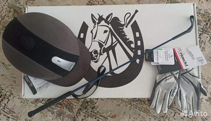 Снаряжения для наездницы