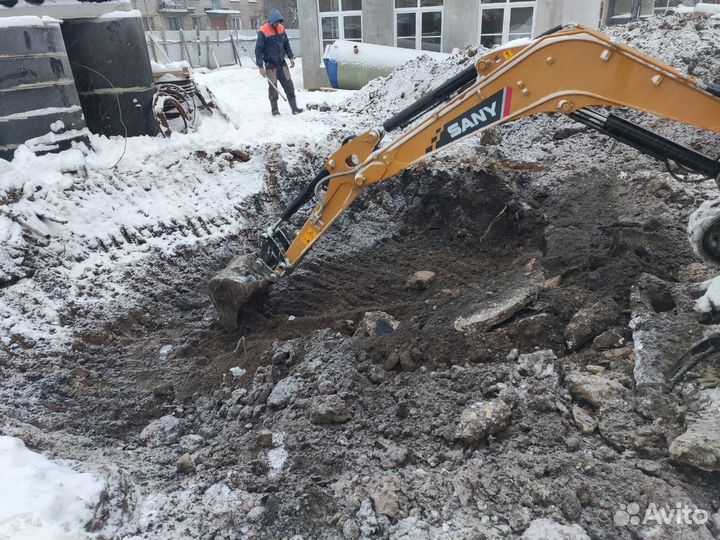 Мини-экскаватор