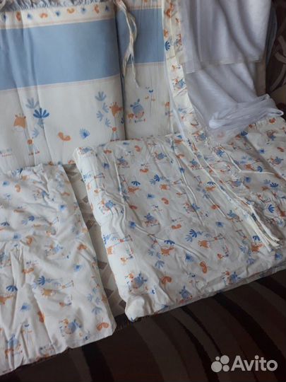 Бортики в кроватку