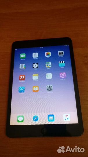 Планшет Apple iPad Mini