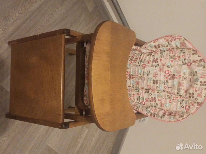 Стульчик для кормления