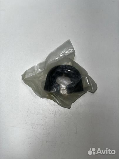 Втулка стабилизатора зад. 1K0511327AS VAG