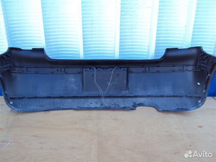 Бампер задний Volkswagen Polo 9N1 BBY 2000