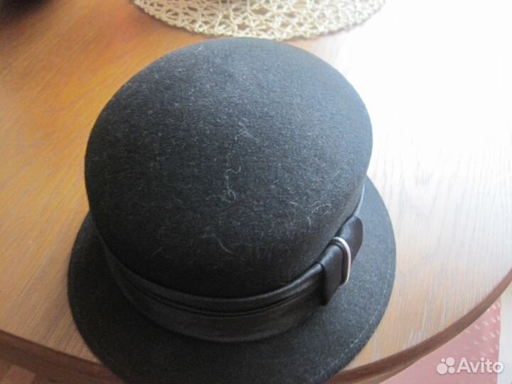 Женская шляпа из натурального фетра