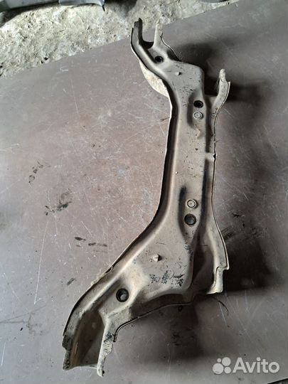 Балка задняя Honda Inspire