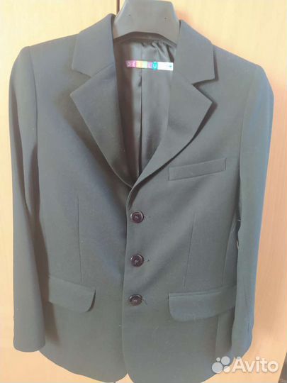 Пиджак новый черный р. 128