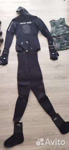 Гидрокостюм