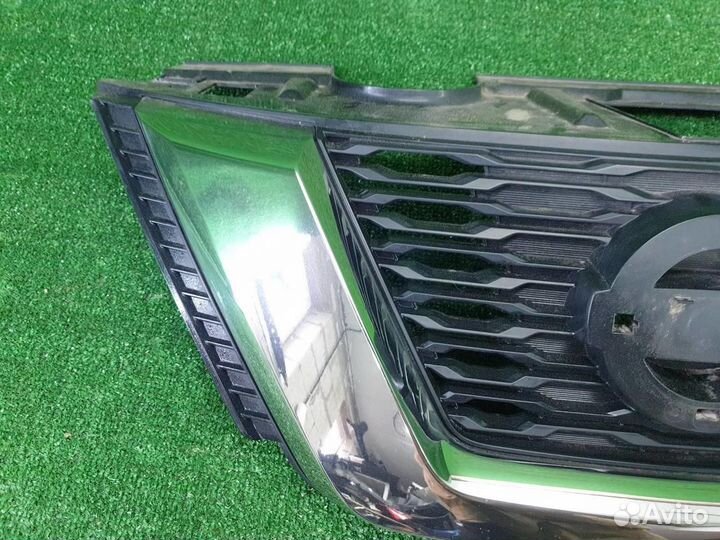 Решетка радиатора Nissan X-Trail T32 (2017-2022)