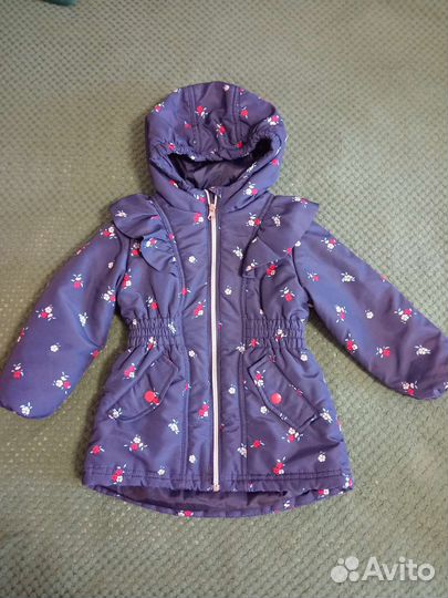 Продам куртки на девочку
