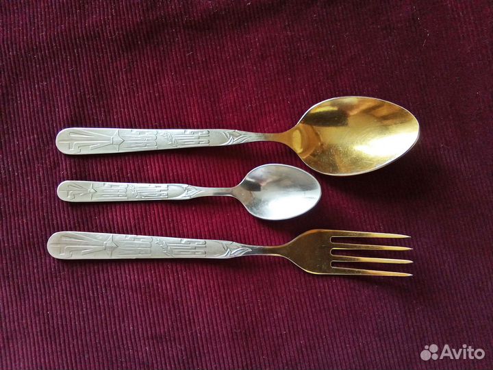 Чеснокодавилка, ложки, вилки и другое для кухни