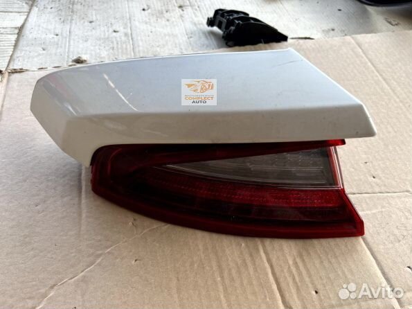 Фонарь задний левый Kia Stinger (2017-2022)