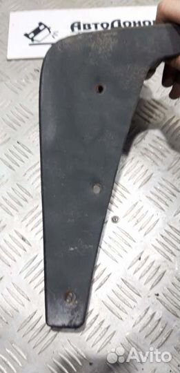 Брызговик задний левый Nissan Teana J31