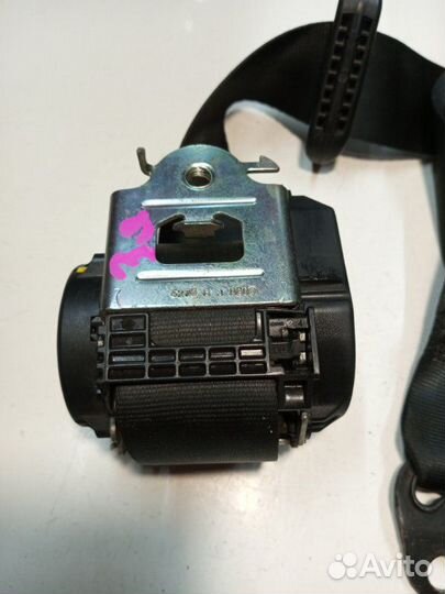 Ремень безопасности передний правый Renault Logan