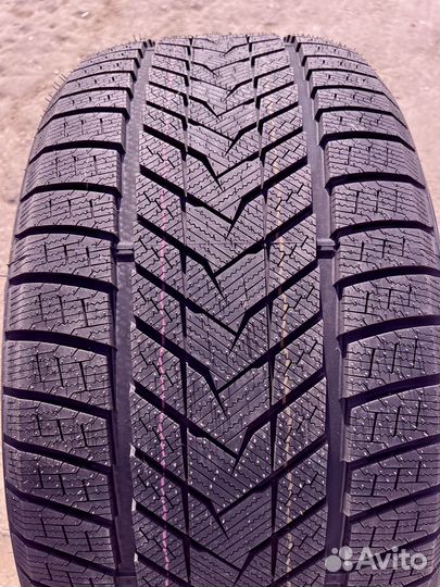 iLink SnowGripper II 275/40 R22 и 315/35 R22 117T