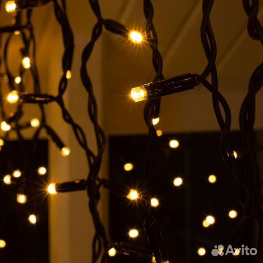 Гирлянда уличная Бахрома 9 метров 300 Led