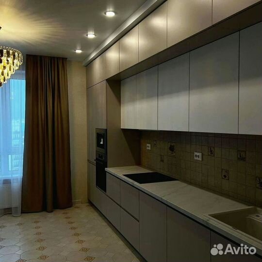 Кухня на заказ / Кухонный гарнитур Pragense