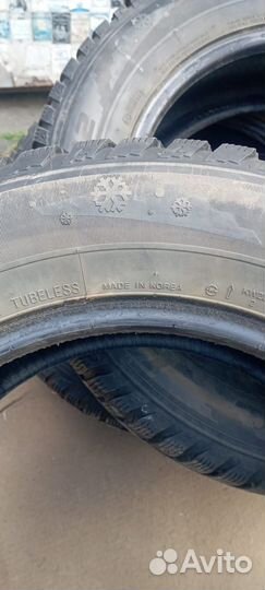 Kumho I'Zen KW22 215/65 R16