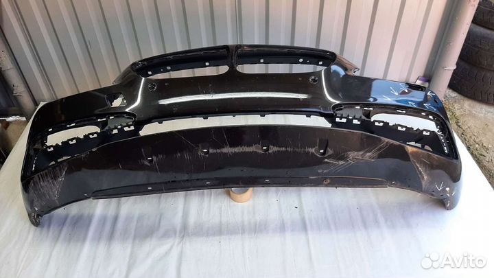 Передний бампер BMW 6 F06