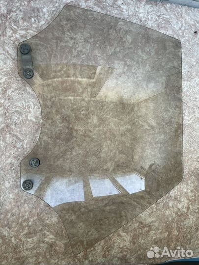 Боковое стекло на Subaru