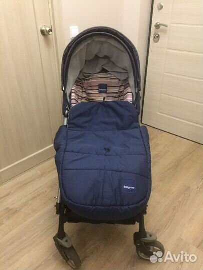 Продать детскую коляску