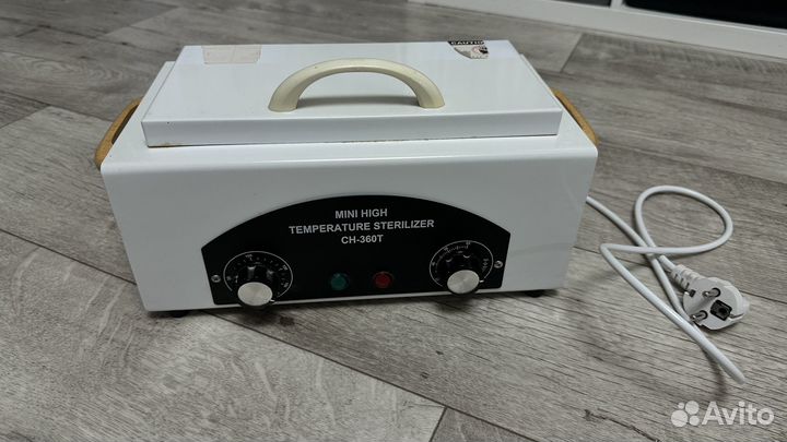 Вытяжка для маникюра, сухожар, подставка