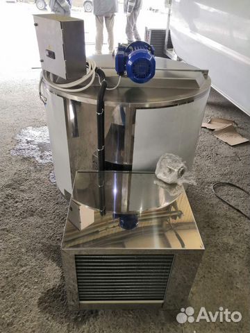 Охладитель молока 300 литров