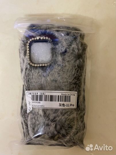 Чехол на iPhone 11 pro меховой