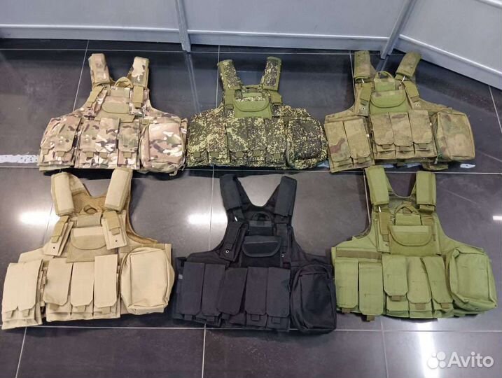 Бронежилет с подсумками ciras