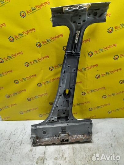 Центральная стойка кузова правая Renault Megane 2