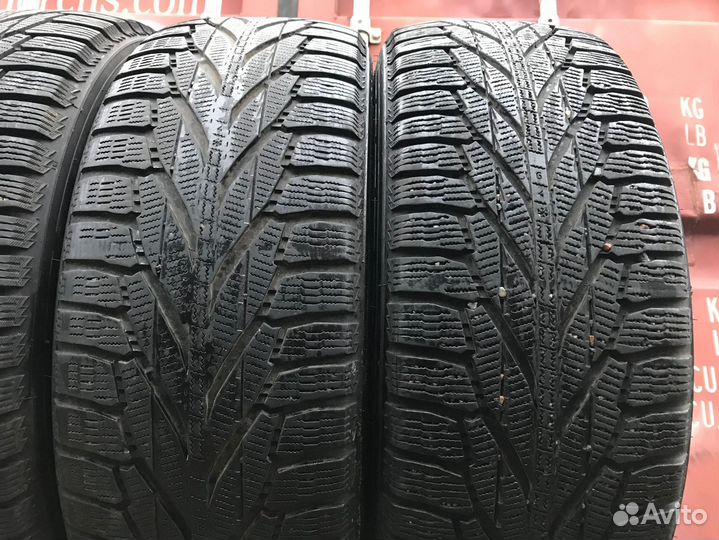 Nokian Tyres Hakkapeliitta R2 SUV 235/65 R17 110W