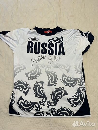 Футболка с автографами Э.Тикканена и В.Третьяка