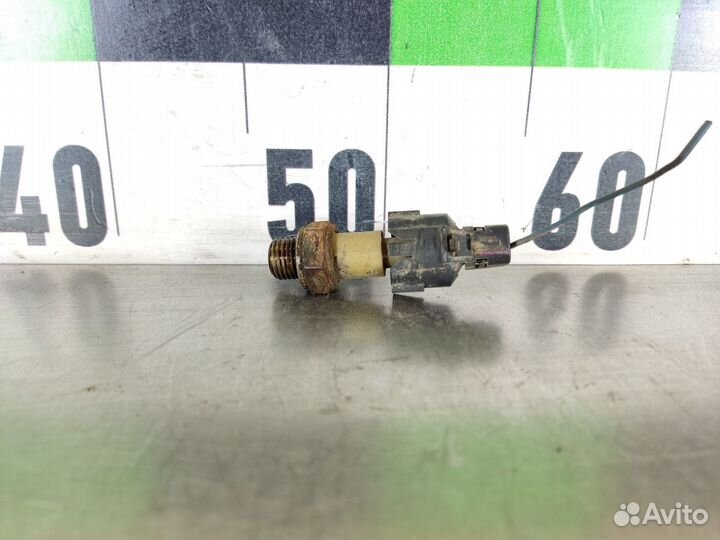 Датчик давления масла Vaz Granta
