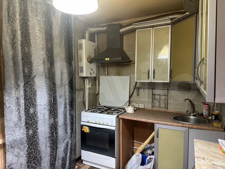 1-к. квартира, 50 м², 1/4 эт.