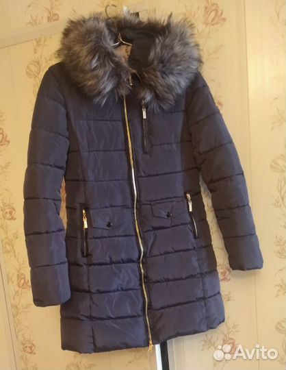 Пуховик женский 44-46 зимний