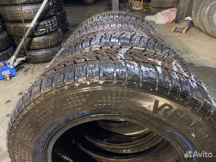 Vredestein QuaTrac 2 215/65 R15 96H