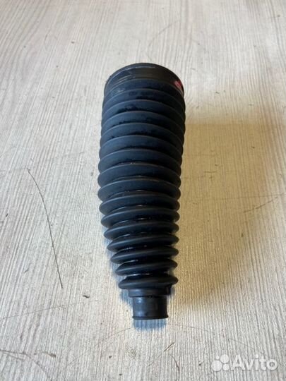 Пыльник рулевой рейки Toyota Corolla 180 1zrfe