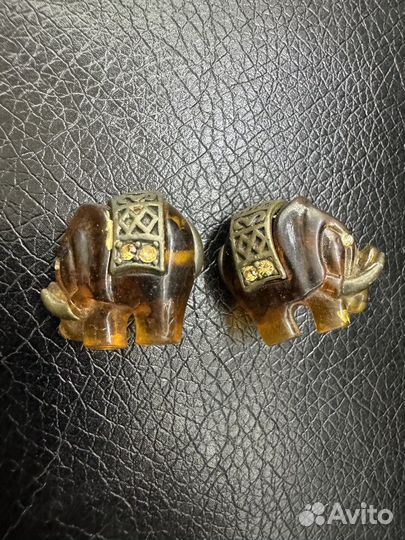 Клипсы слоник янтарь винтаж
