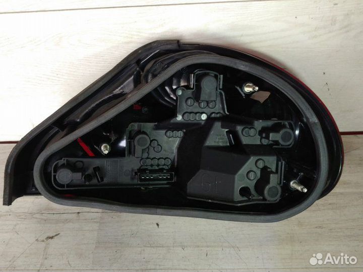 Фонарь правый Jaguar X-Type X400 2.1 YB AJV6 2003