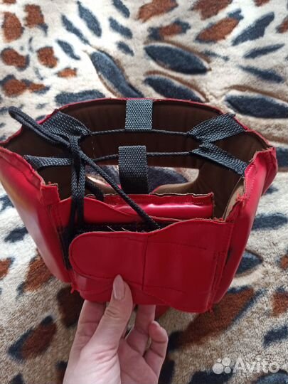 Продам шлем для единоборств