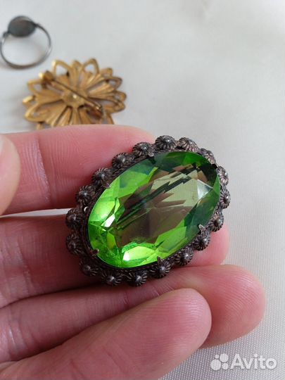 Бижутерия- (одним лотом)