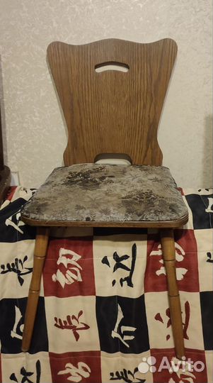 Дубовый стул времен СССР