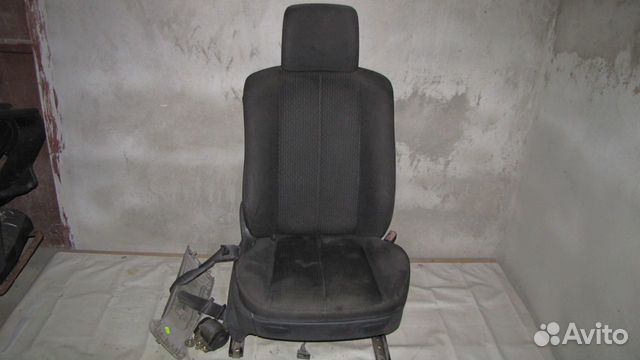 Сидение переднее правое Рено Меган 2